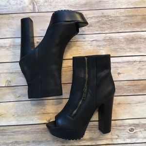 kensie Jennica platform peep toe leather boot 7